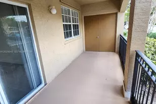 215 SW 117th Terrace, Pembroke Pines, FL 33025 - Photo 24