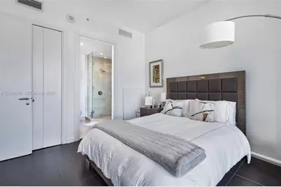 200 Biscayne Boulevard Way #4812, Miami, FL 33131 - Photo 30