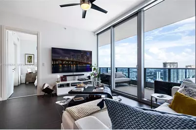 200 Biscayne Boulevard Way #4812, Miami, FL 33131 - Photo 4
