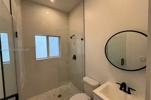 135 NW 60th St, Miami, FL 33127 - Photo 12