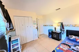 5267 NW 186th Ln, Miami Gardens, FL 33055 - Photo 6