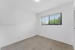 680 W 50th Pl, Hialeah, FL 33012 - Photo 16