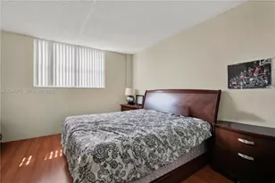 19390 Collins Ave, Sunny Isles Beach, FL 33160 - Photo 14