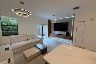 10407 NW 82nd St, Doral, FL 33178 - Photo 12