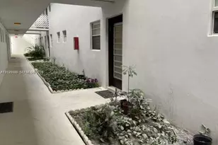 6501 Winfield Blvd, Margate, FL 33063 - Photo 2