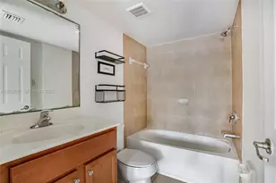 22551 SW 88th Pl, Cutler Bay, FL 33190 - Photo 14