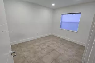 6515 W 26th Dr, Hialeah, FL 33016 - Photo 16