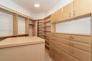 21050 NE 38th Ave, Aventura, FL 33180 - Photo 36