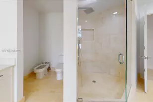 21050 NE 38th Ave, Aventura, FL 33180 - Photo 34