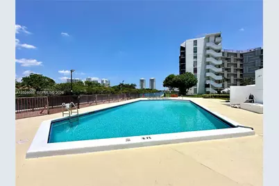 3475 N Country Club Dr #503A, Aventura, FL 33180 - Photo 16