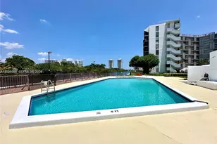 3475 N Country Club Dr, Aventura, FL 33180 - Photo 16