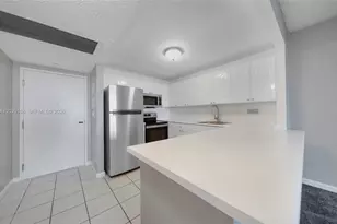 2301 Collins Ave, Miami Beach, FL 33139 - Photo 18