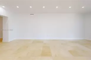 21050 NE 38th Ave, Aventura, FL 33180 - Photo 18