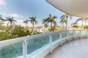 21050 NE 38th Ave, Aventura, FL 33180 - Photo 8
