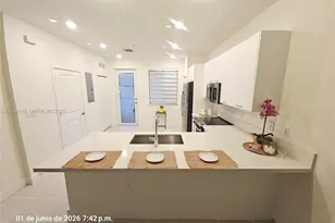 6453 NW 102nd Path, Doral, FL 33178 - Photo 6