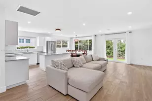 809 Milan Ave, Coral Gables, FL 33134 - Photo 2