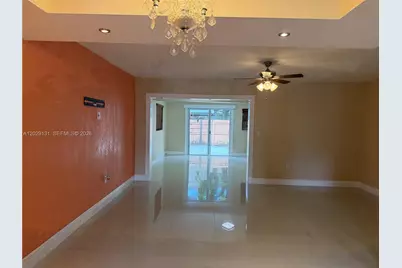 5469 NW 170th Ter #5469, Miami Gardens, FL 33055 - Photo 4