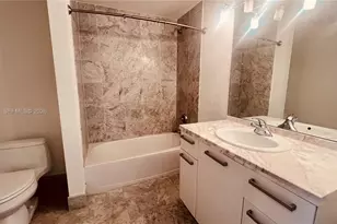 253 NE 2nd St, Miami, FL 33132 - Photo 18