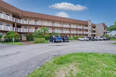 9340 Sunrise Lakes Blvd #209, Sunrise, FL 33322 - Photo 30