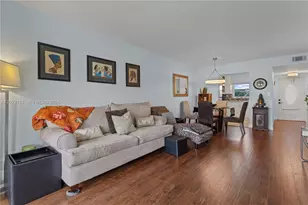9340 Sunrise Lakes Blvd, Sunrise, FL 33322 - Photo 14