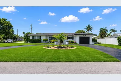 1320 SE 10th St, Deerfield Beach, FL 33441 - Photo 1