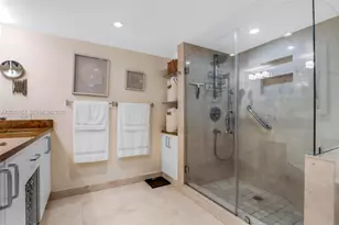20306 NE 34th Ct, Aventura, FL 33180 - Photo 22