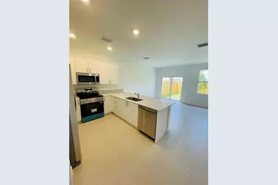17905 SW 356th Ter, Homestead, FL 33034 - Photo 4