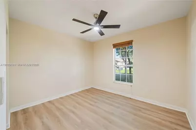 16946 SW 90th Terrace Circle, Miami, FL 33196 - Photo 14