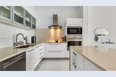 2020 N Bayshore Dr #2603, Miami, FL 33137 - Photo 14