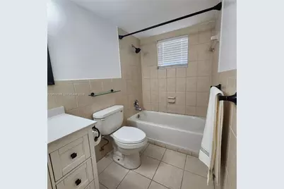 900 NE 12th Ave #406, Hallandale Beach, FL 33009 - Photo 14