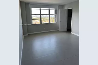 5161 Collins Ave #1709, Miami Beach, FL 33140 - Photo 6
