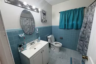 3245 NW 34th St, Miami, FL 33142 - Photo 20