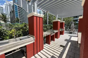 1155 Brickell Bay Dr, Miami, FL 33131 - Photo 28