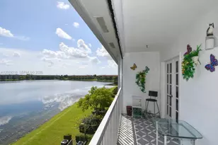 1401 SW 134th Way, Pembroke Pines, FL 33027 - Photo 1