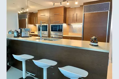 475 Brickell Ave #1611, Miami, FL 33131 - Photo 6