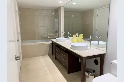 475 Brickell Ave #1611, Miami, FL 33131 - Photo 20