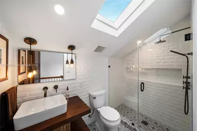 273 NE 98th St, Miami Shores, FL 33138 - Photo 36