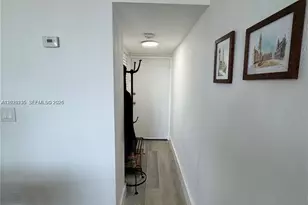 2000 NE 135th St, North Miami, FL 33181 - Photo 16