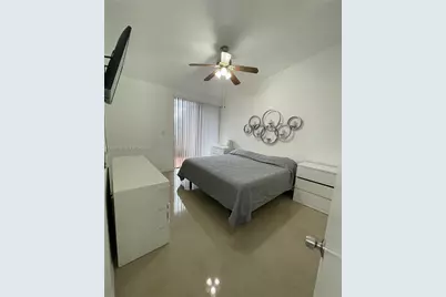 12351 NW 11th Ct, Pembroke Pines, FL 33026 - Photo 12