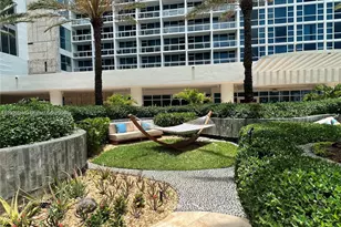 6799 Collins Ave, Miami Beach, FL 33141 - Photo 12