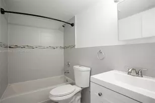 8580 NW 6th Ln, Miami, FL 33126 - Photo 12