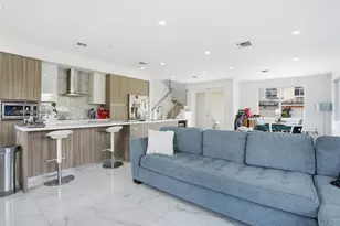 1417 NE 17th St, Fort Lauderdale, FL 33305 - Photo 10