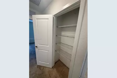 1048 SE 23rd Ter, Homestead, FL 33035 - Photo 2