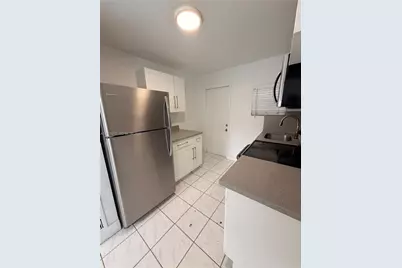 2420 NW 31st St #3, Miami, FL 33142 - Photo 4