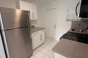 2420 NW 31st St, Miami, FL 33142 - Photo 4
