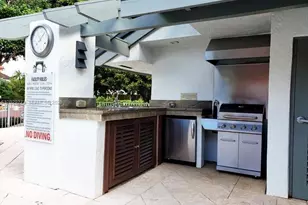 2000 S Bayshore Dr, Miami, FL 33133 - Photo 26
