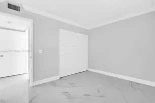 6135 NW 186th St, Hialeah, FL 33015 - Photo 14
