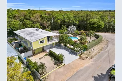 443 4th Rd, Key Largo, FL 33037 - Photo 12