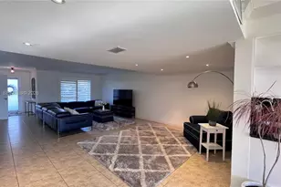 903 NE 27th Ave, Hallandale Beach, FL 33009 - Photo 30