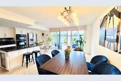 903 NE 27th Ave #903, Hallandale Beach, FL 33009 - Photo 4